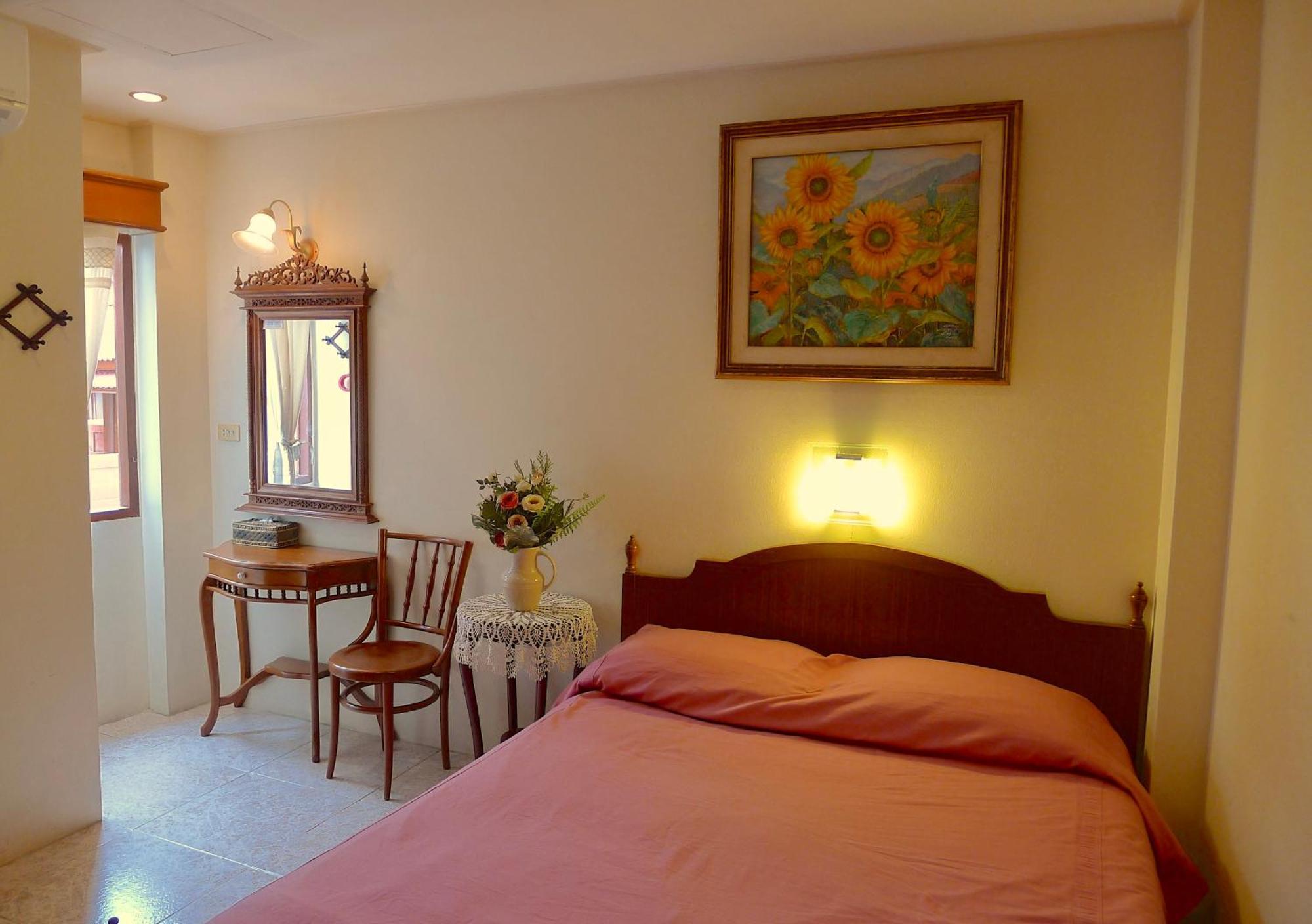 Fulay Hotel Хуа Хин Екстериор снимка